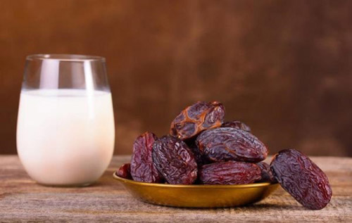 کاهش وزن سریع و راحت با رژیم شیر و خرما