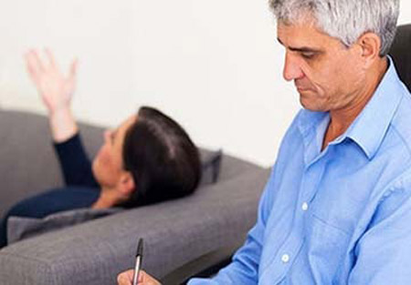 روان تحلیلگر کیست؟ روان تحلیلگر کیست؟