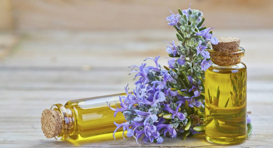 روغن رزماری - تقویت موهای کم پشت و نازک با روش های خانگی