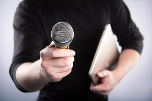 جواب تند و تیز بازیگران و سلبریتی ها به منتقدان خود