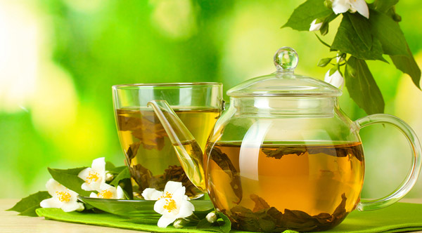چای سبز داغ