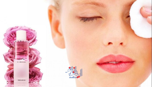 از گلاب برای کاهش پف زیر چشم استفاده کنید ، روش های استفاده از گلاب برای زیبایی پوست