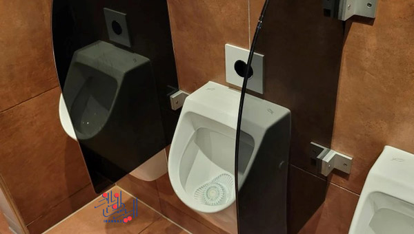 تصویر توالت های شیشه ای و شفاف در فرانکورت ، عکس های جالب و گیج کننده که تاکنون ندیده اید