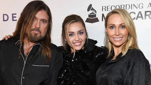 ازدواج مادر مایلی سایرس با ستاره سریال فرار از زندان ، چرا مایلی سایرس - Miley Cyrus با پدرش قطع رابطه کرد؟