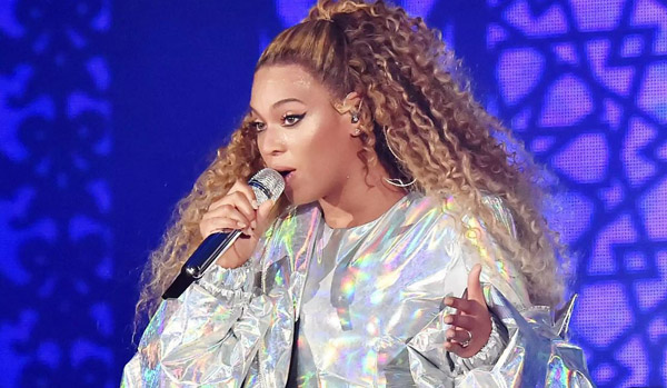 یکی از بزرگترین موسیقیدانان زمان ما ، راز پوست شفاف، جوانی و زیبایی بیانسه - Beyoncé