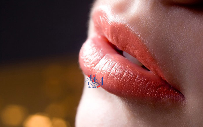 بالای لب های خود را آرایش کنید ، روش های ساده برای حجیم کردن لب ها