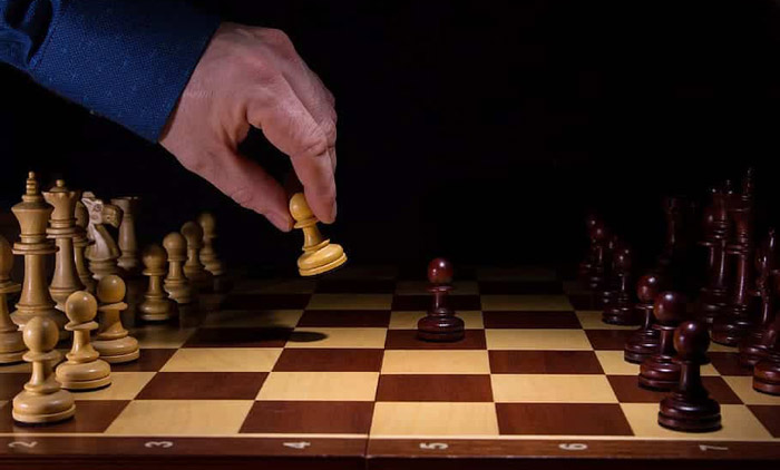 ارزش فداکاری ، درس های شگفت انگیز زندگی از بازی شطرنج