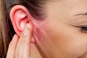 علائم عفونت گوش که اصلا نباید نادیده بگیرید