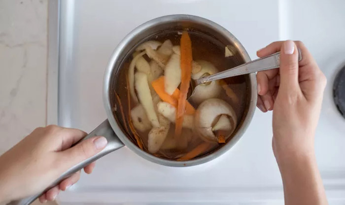 برای مغذی تر کردن غذا، آنها را داخل سوپ بریزید