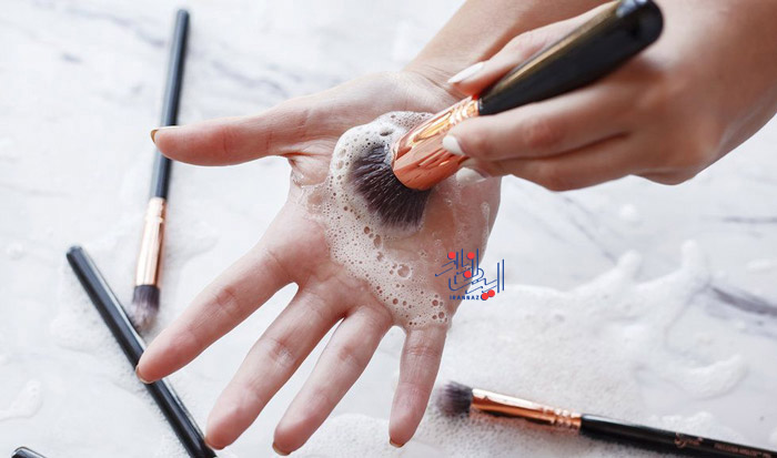 براش های آرایشی تان را تمیز نگه دارید