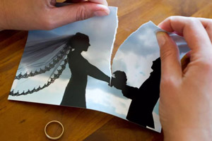 عجیب ترین و خنده دار ترین دلایل برای طلاق و جدایی