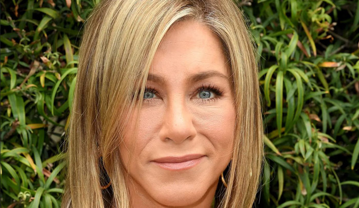 اطرافش دهانش صاف شده است ، دلیل تغییر فاحش صورت جنیفر آنیستون - Jennifer Aniston هنرپیشه معروف هالیوود