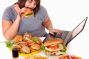 چیزهای عجیبی که اکثر مردم به آنها اعتیاد دارند