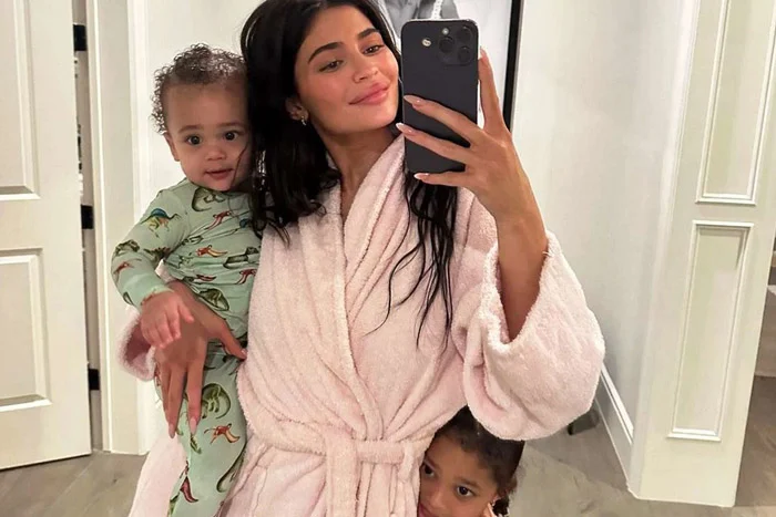 کایلی جنر (Kylie Jenner) و فرزندانش