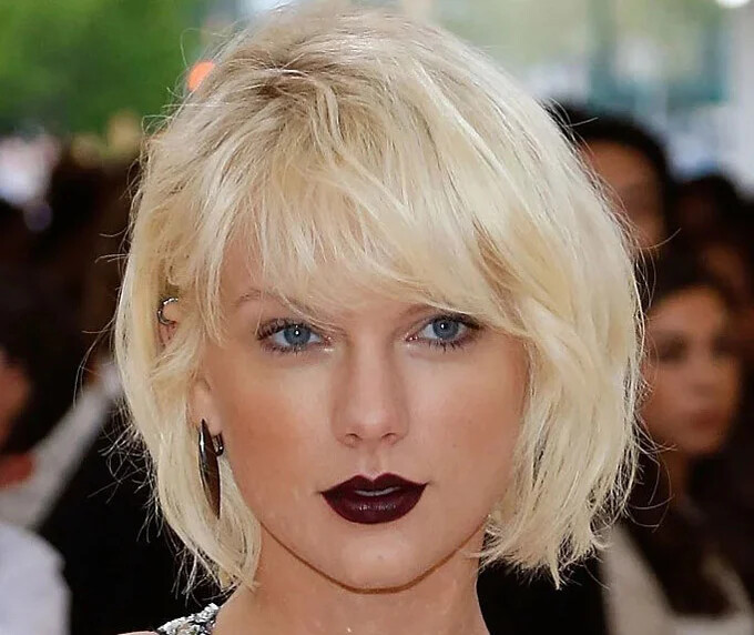 تیلور سوئیفت (Taylor Swift)