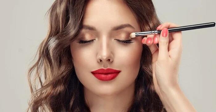 آرایش بیش از حد