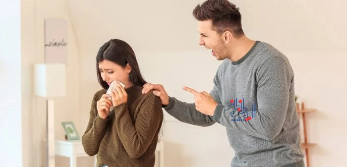 پاسخ های تدافعی به انتقاد ، نشانه های مردانی با عزت نفس پایین در رابطه