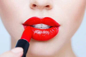 زیبا و جدیدترین رژ لب های ترند پاییز امسال