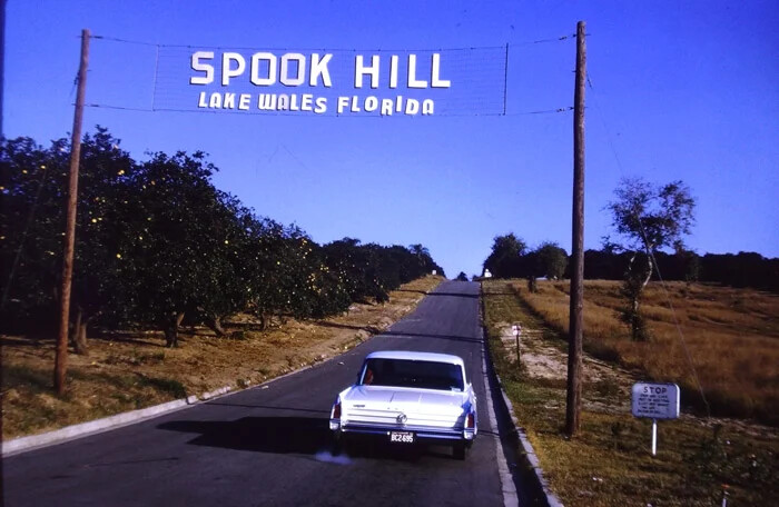 Spook Hill در فلوریدا آمریکا