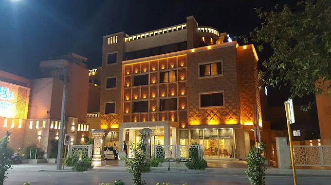 هتل زندیه