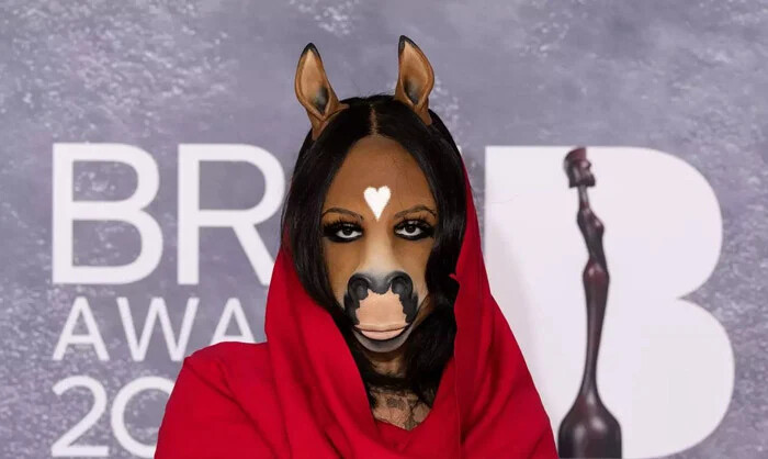 HorsegiirL دیجی، خواننده و ترانه سرای آلمانی به یک پدیده در دنیای موسیقی تبدیل شده است
