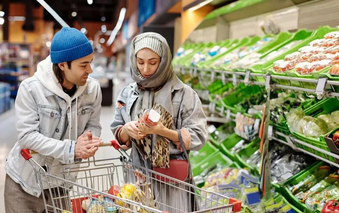 به قیمت واحد یک محصول توجه کنید ، راه های کاهش هزینه برای خرید مواد غذایی