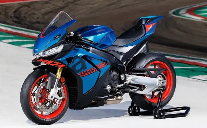 آپریلیا RSV4 Factory (310 کیلومتر بر ساعت) ، قدرتمندترین و سریع ترین موتورسیکلت های دنیا