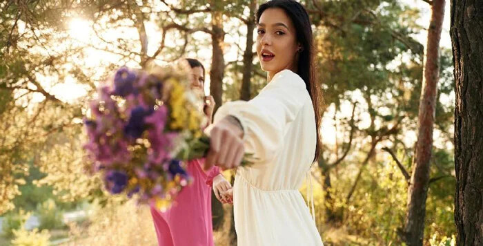 مزایای برگزاری عروسی در باغ یا ویلا در مقایسه با تالار