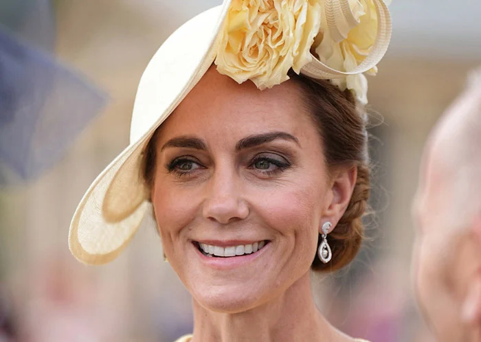 تصویر مربوط به می 2025 است ، حاشیه های تغییر چهره کیت میدلتون (kate middleton)