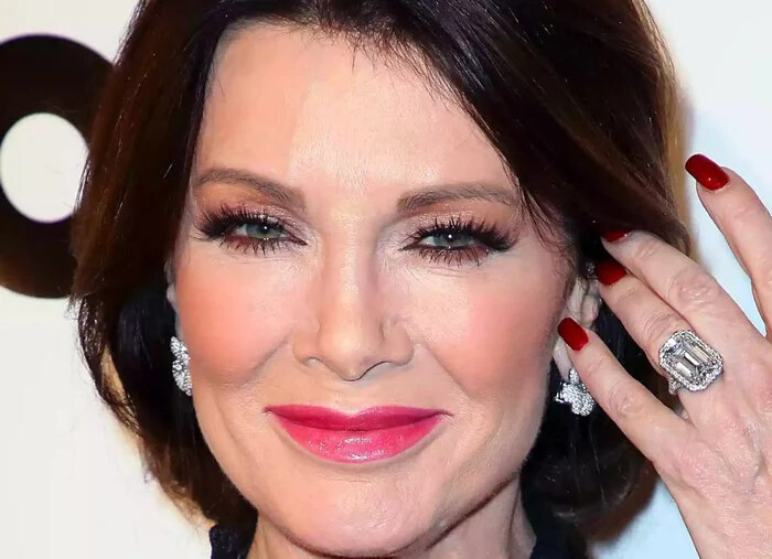 لیسا وندرپامپ (Lisa Vanderpump) ، گرانترین حلقه های نامزدی افراد مشهور و سلبریتی