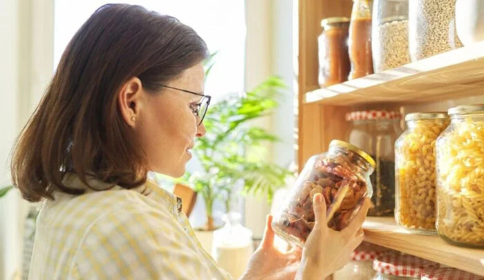 محصولات غذایی تاریخ گذشته