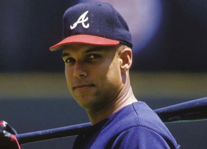 دیوید جاستیس (David Justice) صادقانه انتظاراتش از یک همسر را گفت