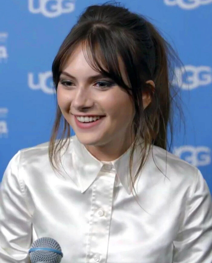 Emilia Jones