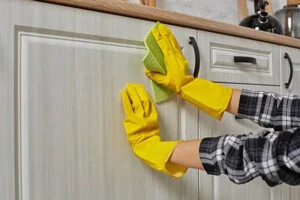 بهترین راه برای تمیز کردن کابینت های چوبی