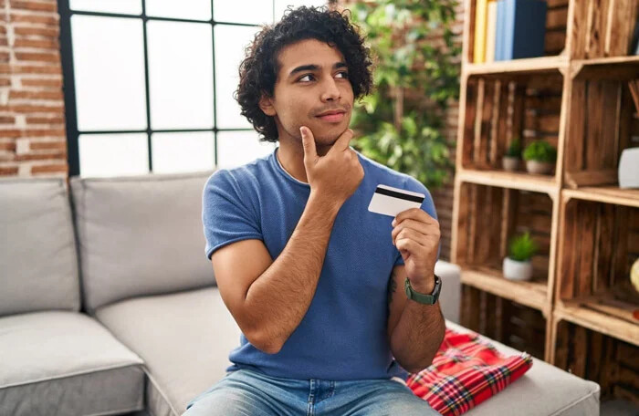 چه کار باید کرد؟ ، مکان های پرخطر برای کشیدن کارت اعتباری یا بانکی