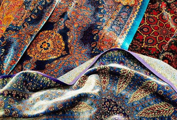 چرا فرش تمام ابریشم گرانتر از طلاست؟