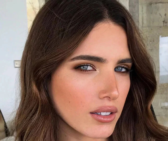 شکلاتی گرم ، ترندهای آرایش چشم مخصوص افرادی با چشم های آبی