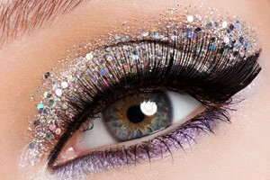 روش های طبیعی و ساده برای زیباتر شدن چشم ها