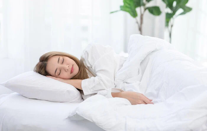 به اندازه کافی بخوابید ، 20 نکته کاربردی برای زیبایی طبیعی و شادابی پوست بانوان
