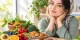 تغذیه و سلامت پوست؛ بهترین غذاها برای شادابی و زیبایی پوست
