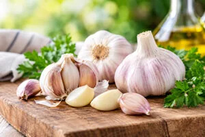 آیا سیر می تواند جایگزین انسولین شود؟ خواص سیر برای سلامتی