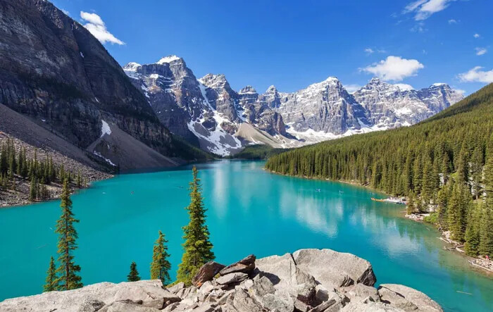 دریاچه مورین، کانادا (Moraine Lake) ، شگفت انگیزترین و زیباترین مکان های جهان که حتما باید ببینید