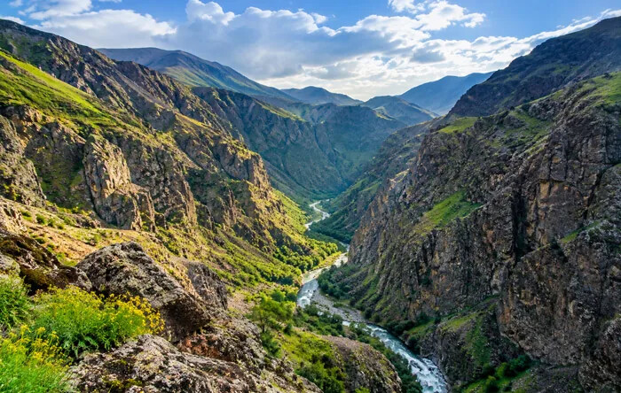 جهنم دره خوی کجاست؟ آشنایی با طبیعت آذربایجان غربی
