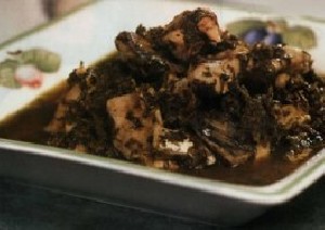 قلیه ماهی معروفترین خورشت بندری