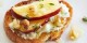 طرز تهیه تُست گورگونزولا و عسل