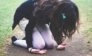 دلم گرفته پدر ، برایم بهار بفرستید