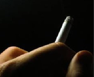 سیگار کشیدن پوست را نازک می کند