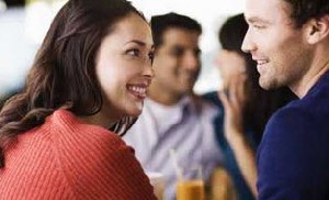 با مردی که توجه عاطفی ندارد چه کنیم؟