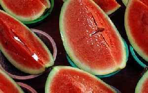 استان اصفهان و رسم هندوانه