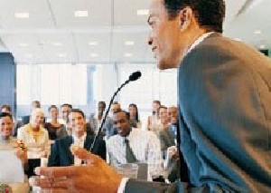 اهمیت صحبت در جمع چیست؟
